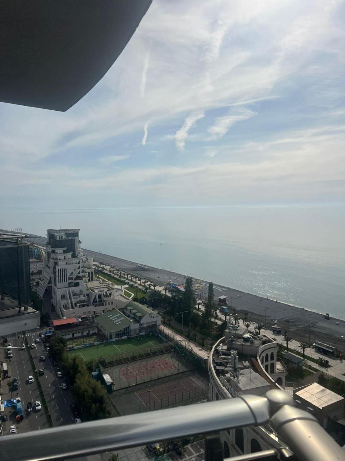 Seaview Panoramic Apartments Orbi Sea Towers Batumi バトゥーミ エクステリア 写真